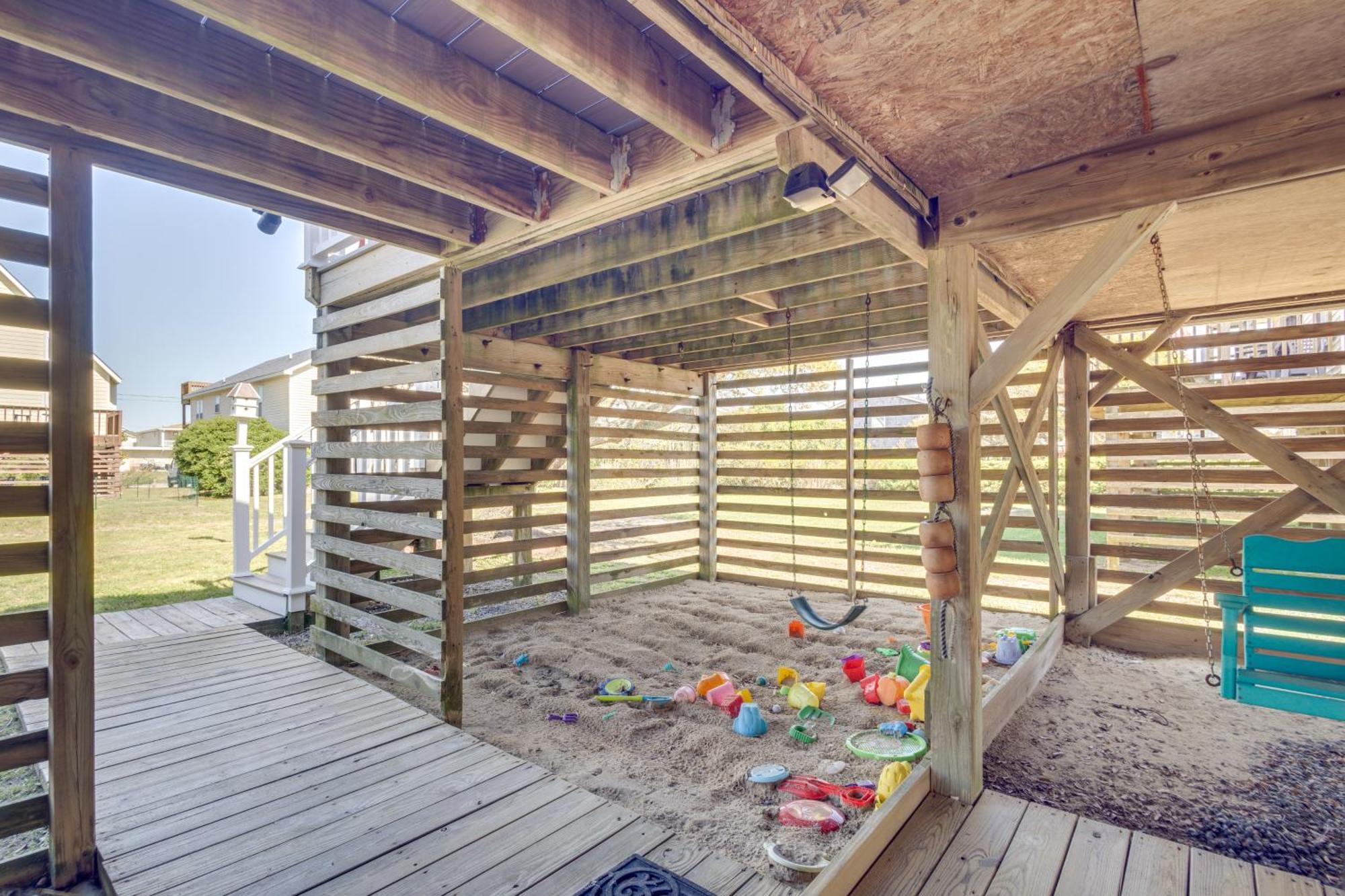 Coastal Home With Deck And Outdoor Shower Kill Devil Hills Eksteriør bilde